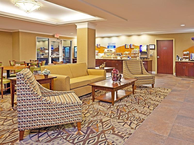 Holiday Inn Express & Suites Southern Pines-Pinehurst Area By Ihg Экстерьер фото