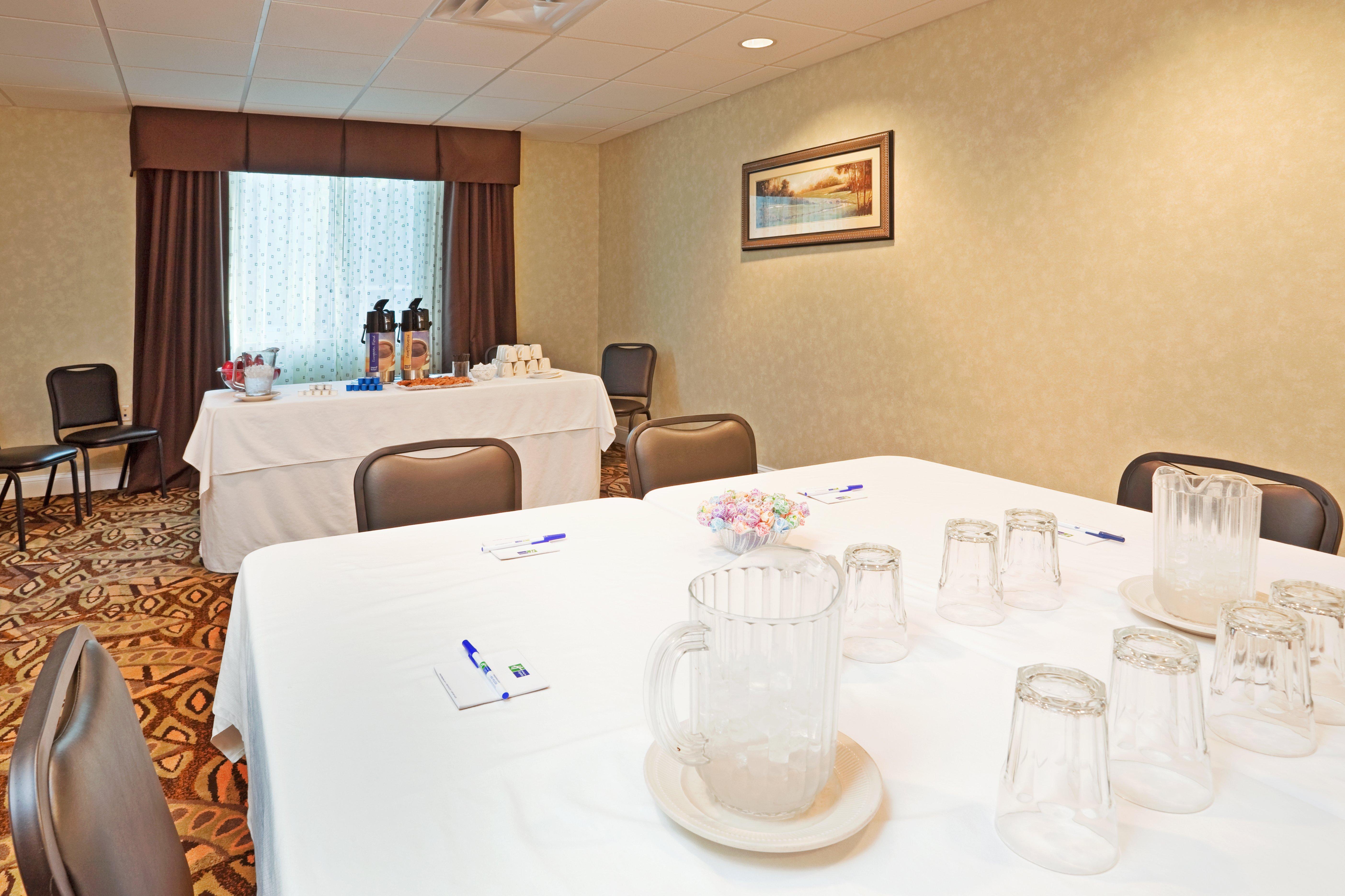 Holiday Inn Express & Suites Southern Pines-Pinehurst Area By Ihg Экстерьер фото