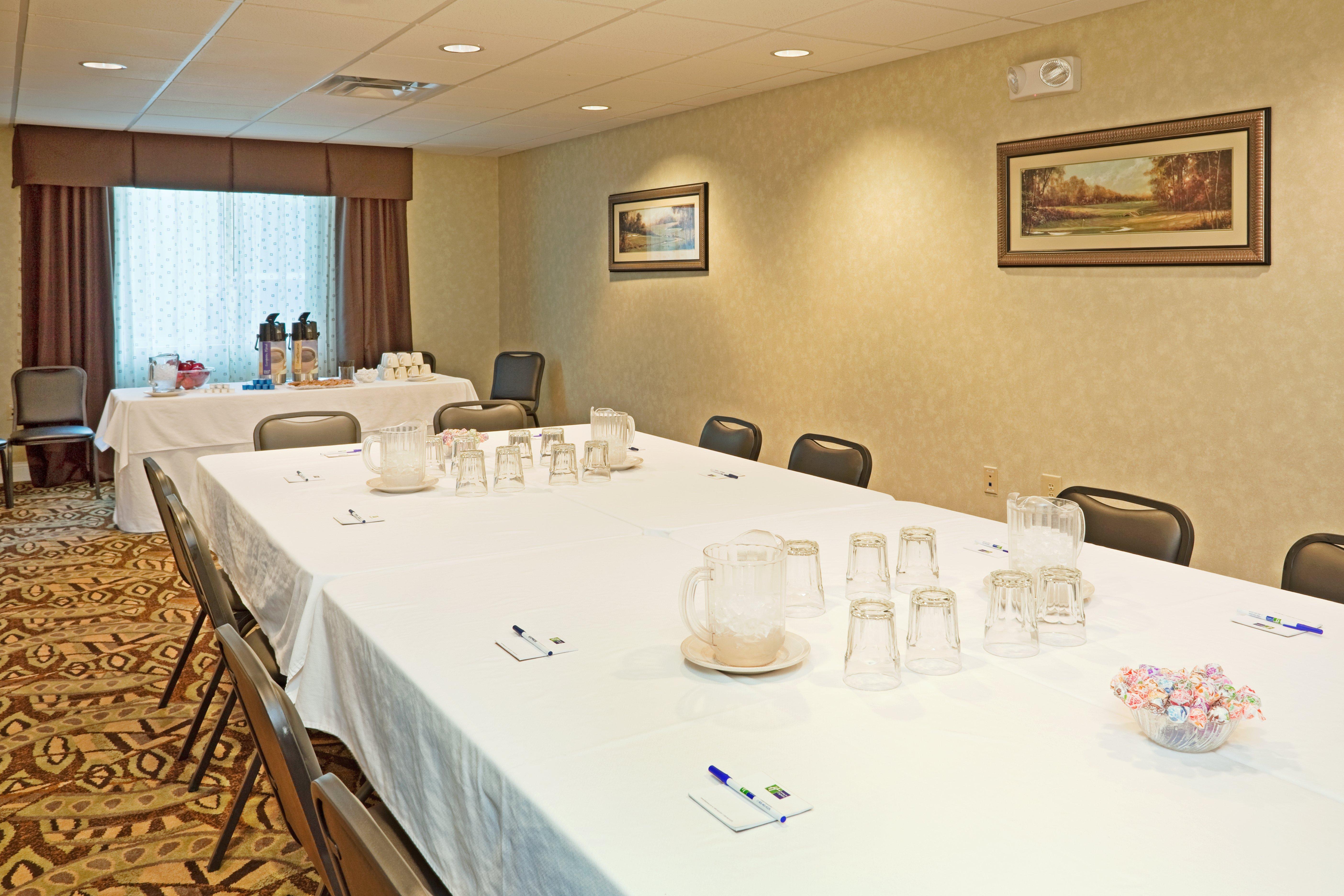 Holiday Inn Express & Suites Southern Pines-Pinehurst Area By Ihg Экстерьер фото