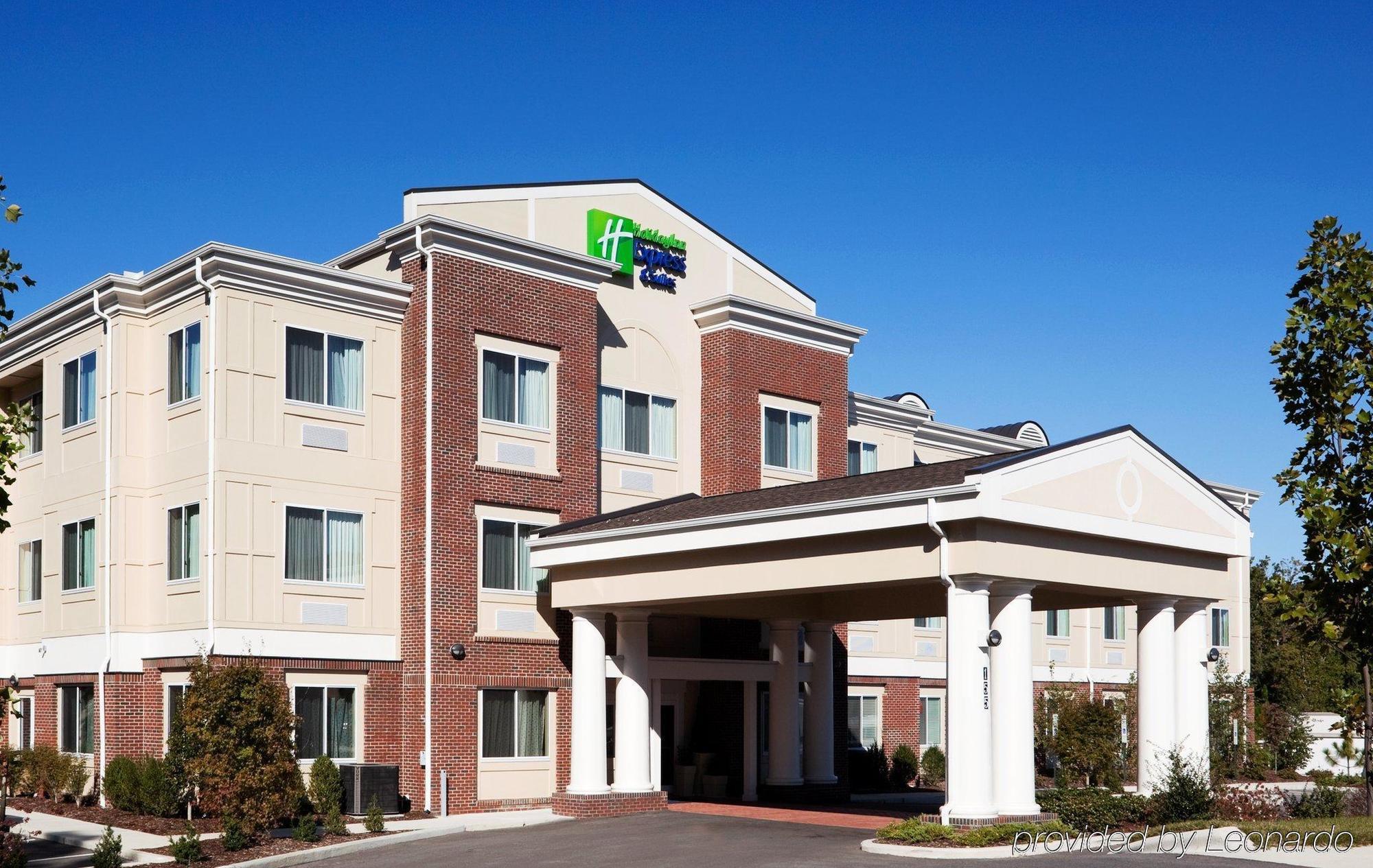 Holiday Inn Express & Suites Southern Pines-Pinehurst Area By Ihg Экстерьер фото