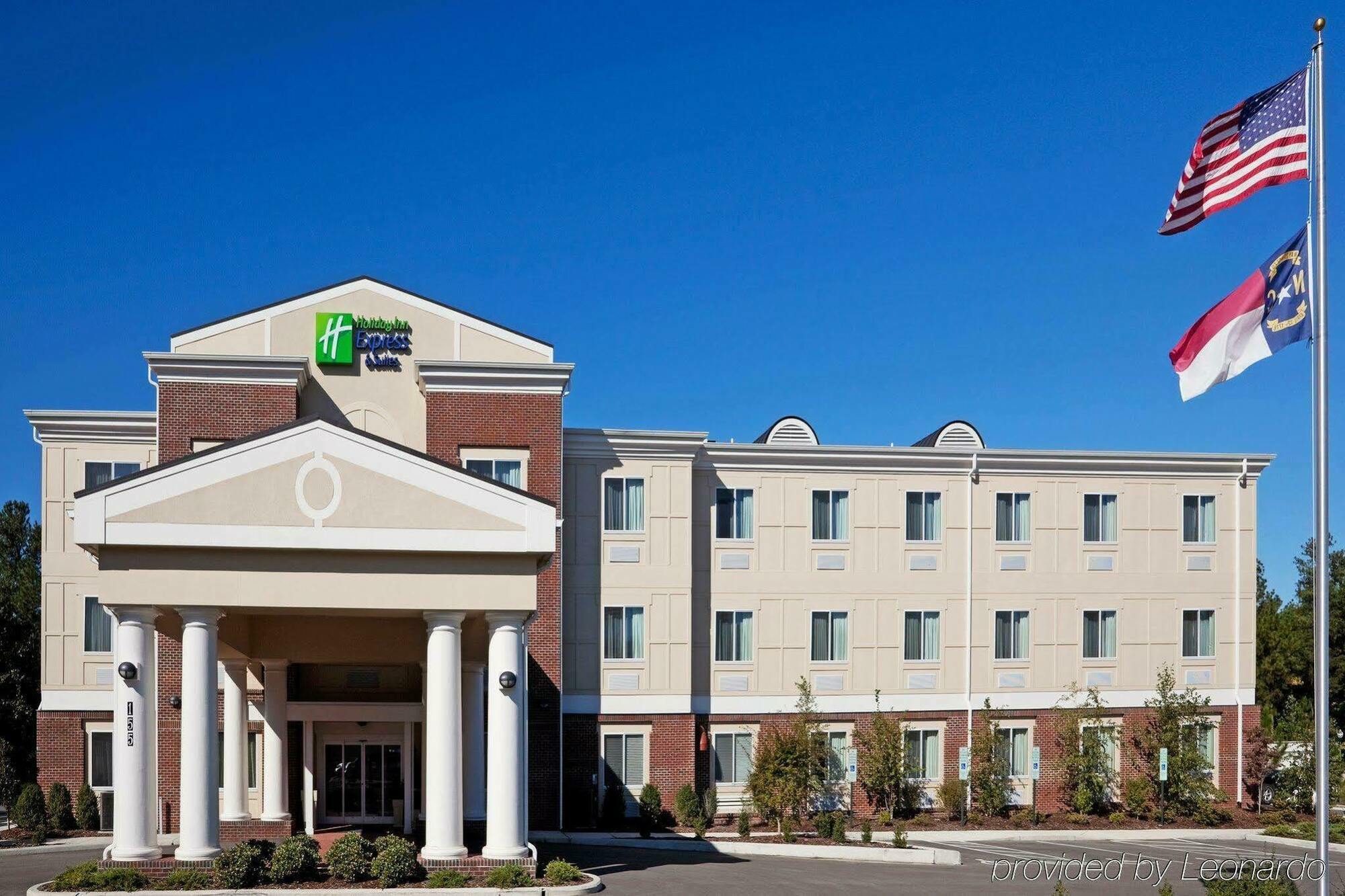 Holiday Inn Express & Suites Southern Pines-Pinehurst Area By Ihg Экстерьер фото